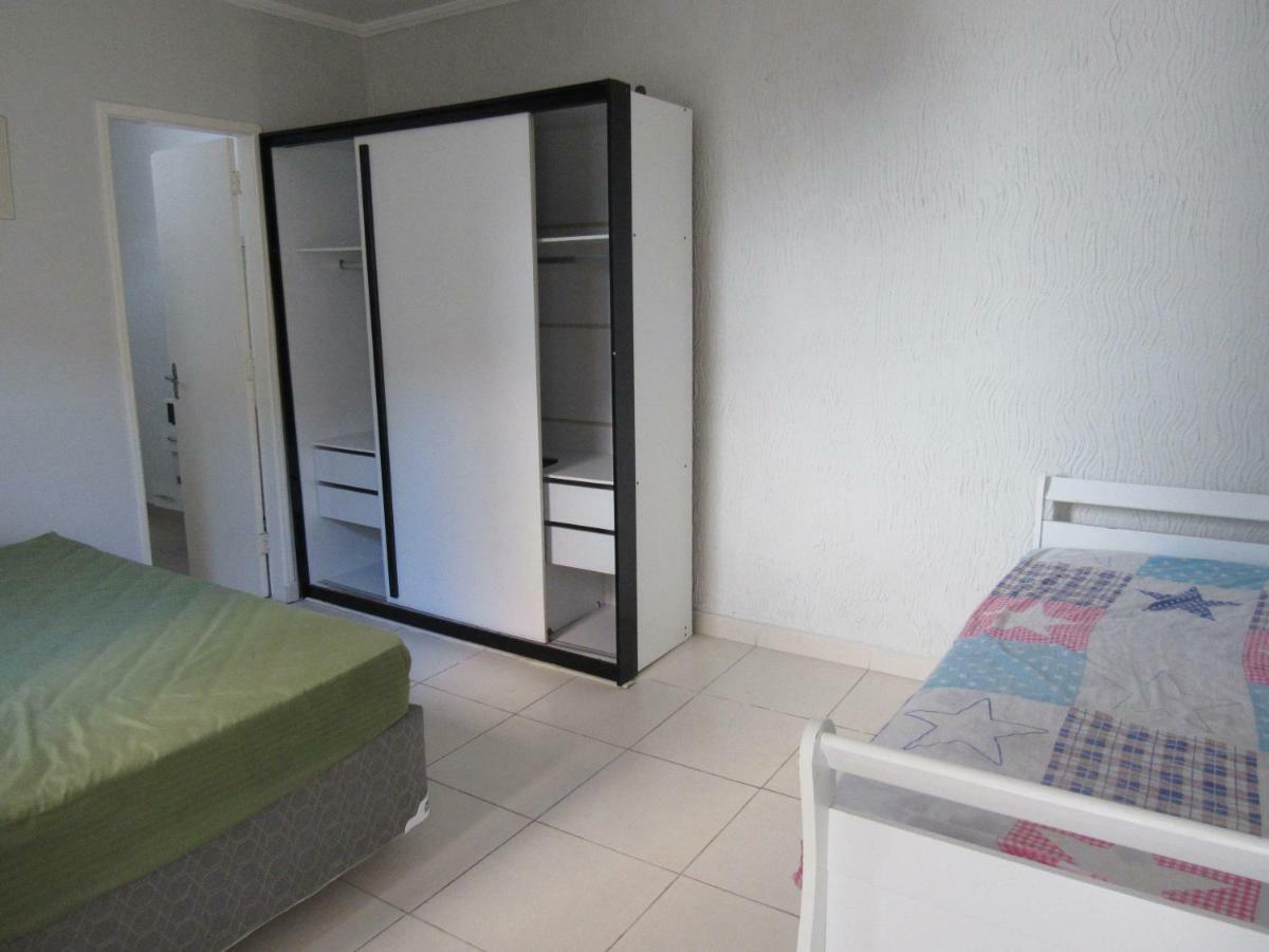 Casa Locacao Enseada! Villa Гуаружа Екстериор снимка